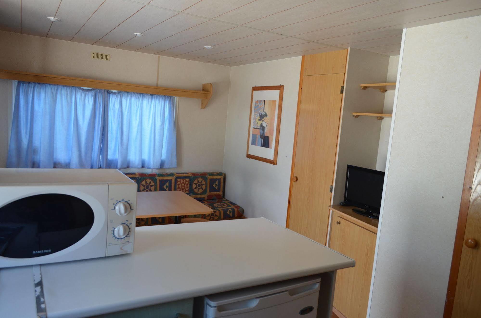 Camping Victoria Canet De Mar Bagian luar foto