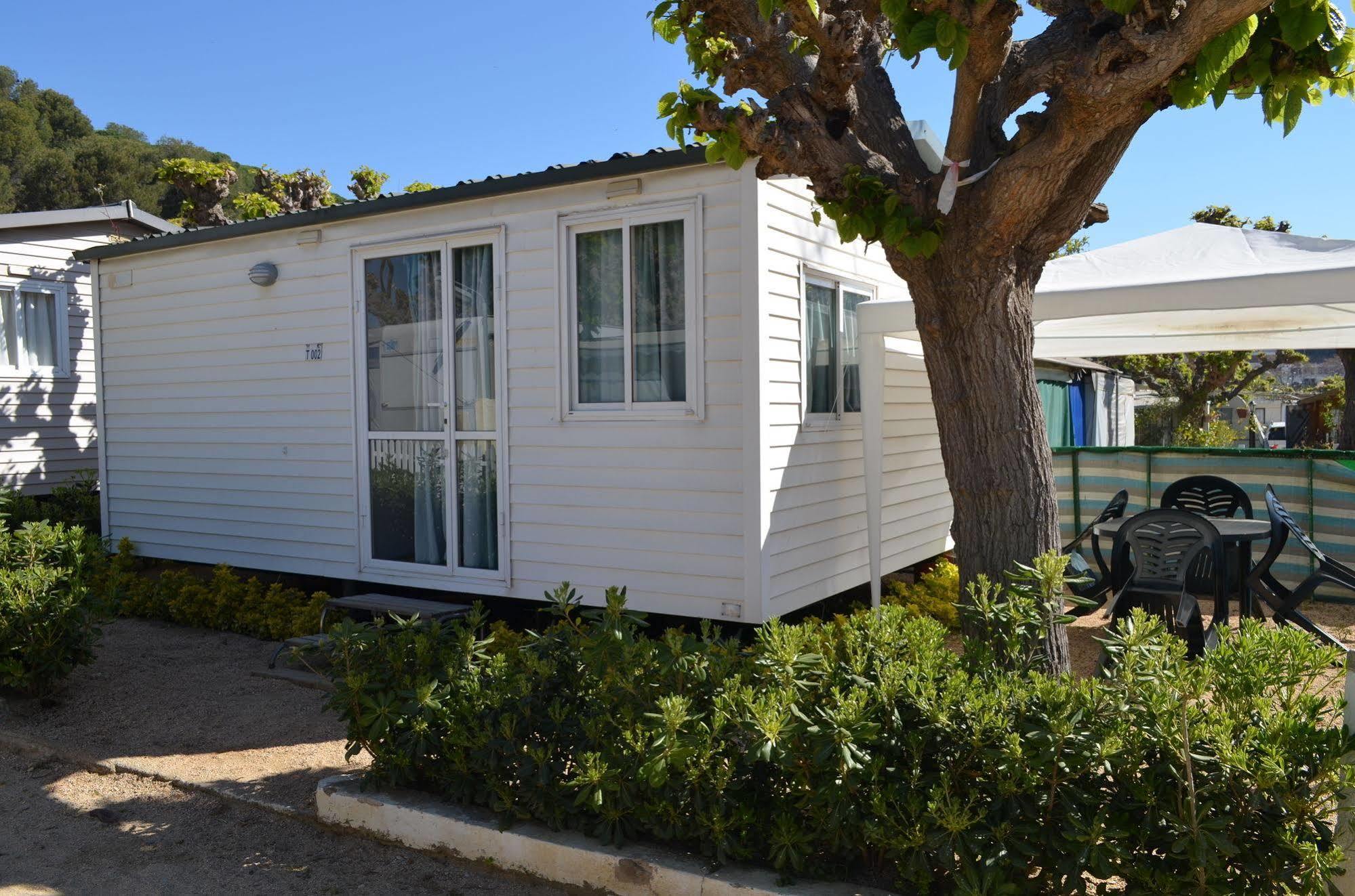 Camping Victoria Canet De Mar Bagian luar foto