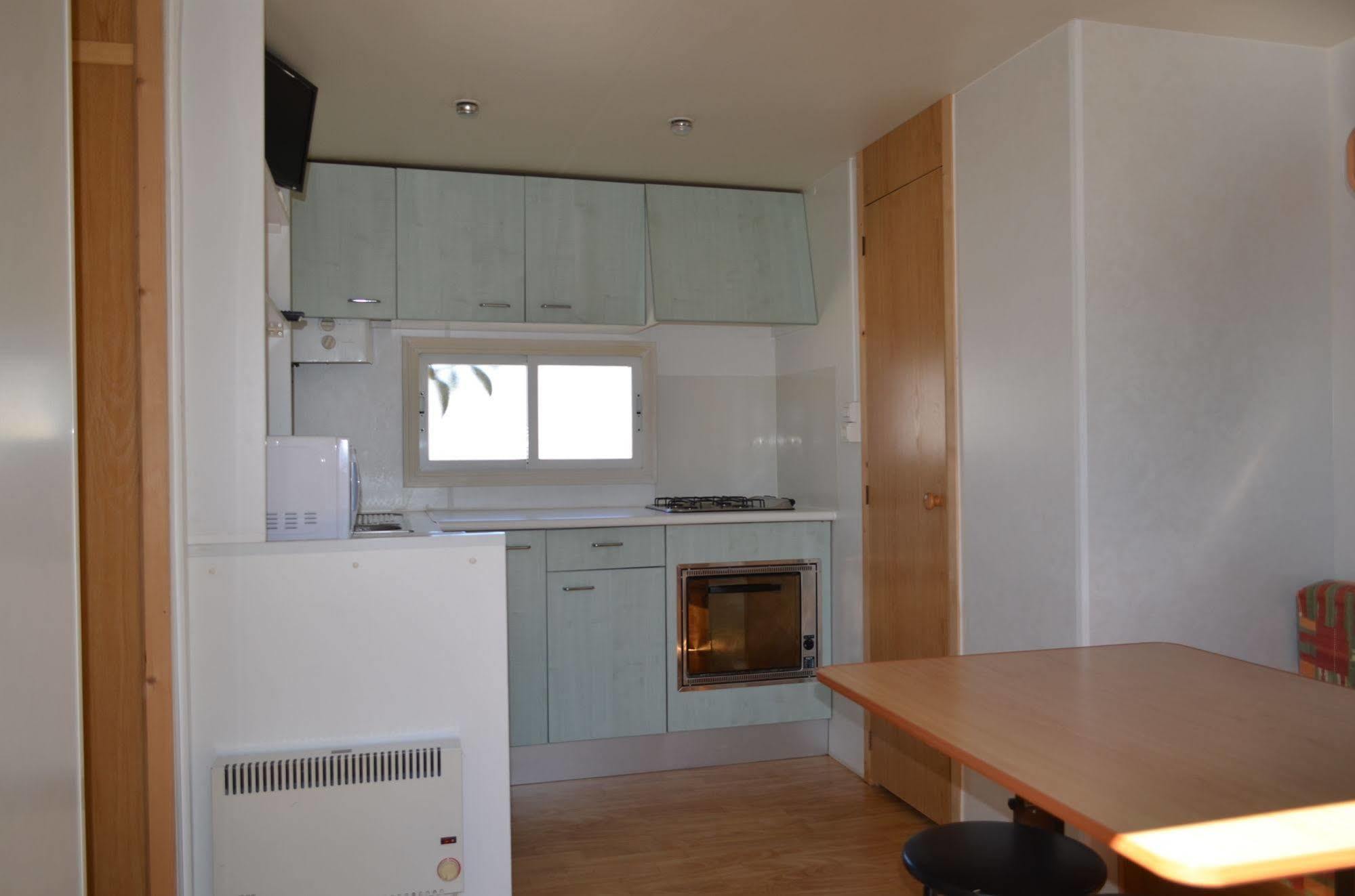 Camping Victoria Canet De Mar Bagian luar foto