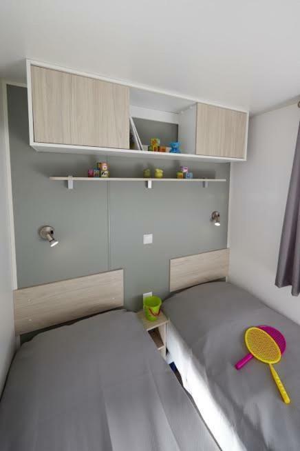 Camping Victoria Canet De Mar Bagian luar foto